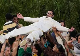 As&iacute; fue el pago y las condiciones de los "arbustos" en el hist&oacute;rico show de Bad Bunny