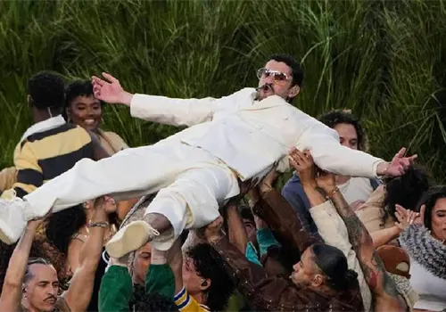 As&iacute; fue el pago y las condiciones de los "arbustos" en el hist&oacute;rico show de Bad Bunny