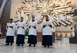 Pr&oacute;ximos di&aacute;conos realizan profesi&oacute;n de fe y reciben primera encomienda de servicio