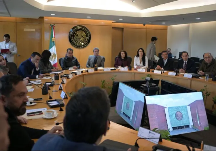 Senado aprueba semana laboral de 40 horas, as&iacute; se aplicar&aacute;