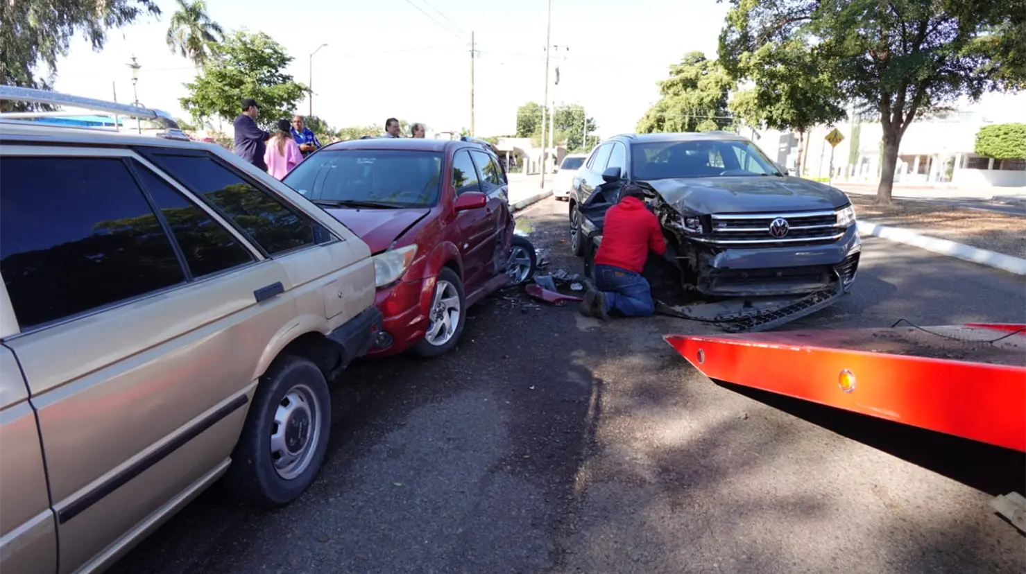 Sufre ataque cardiaco y ocasiona accidente en el Parque Los Pioneros de Ciudad Obregón