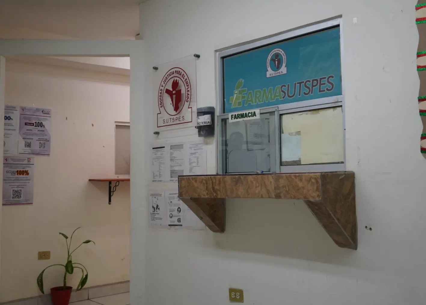 Promueven cr&eacute;ditos de vivienda para empleados estatales