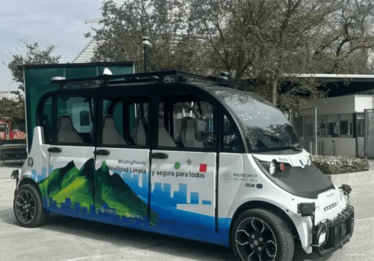 Tec de Monterrey presenta el primer veh&iacute;culo aut&oacute;nomo de uso p&uacute;blico en Am&eacute;rica Latina